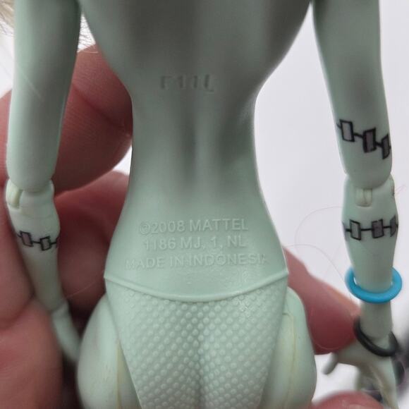 MONSTER HIGH FRANKIE STEIN DOLL 2008 Earings Bracelets Replacements - Picture 5 of 5